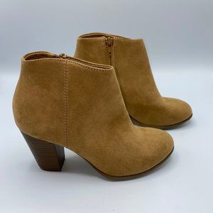 Old Navy Brown Suede Heeled Booties Size 6